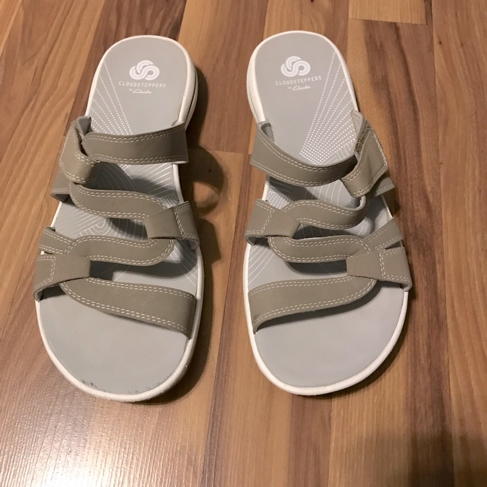 Clarks sandals. Size 8. Worn once.